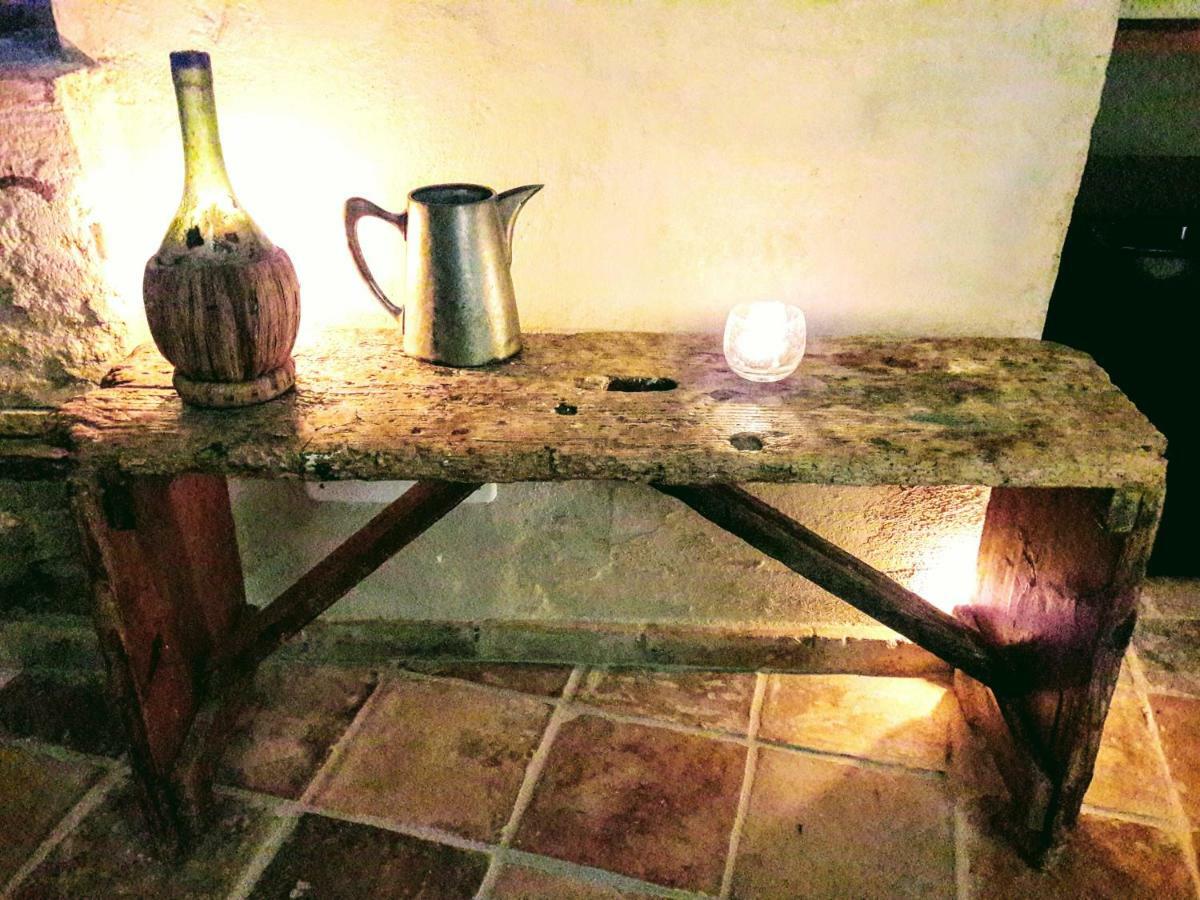 מטרה Cave Rooms Sassi מראה חיצוני תמונה
